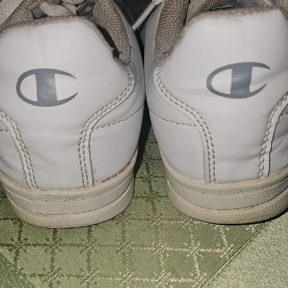 Champion Women's White Classic Casual Lace-Up Sneakers Size 8